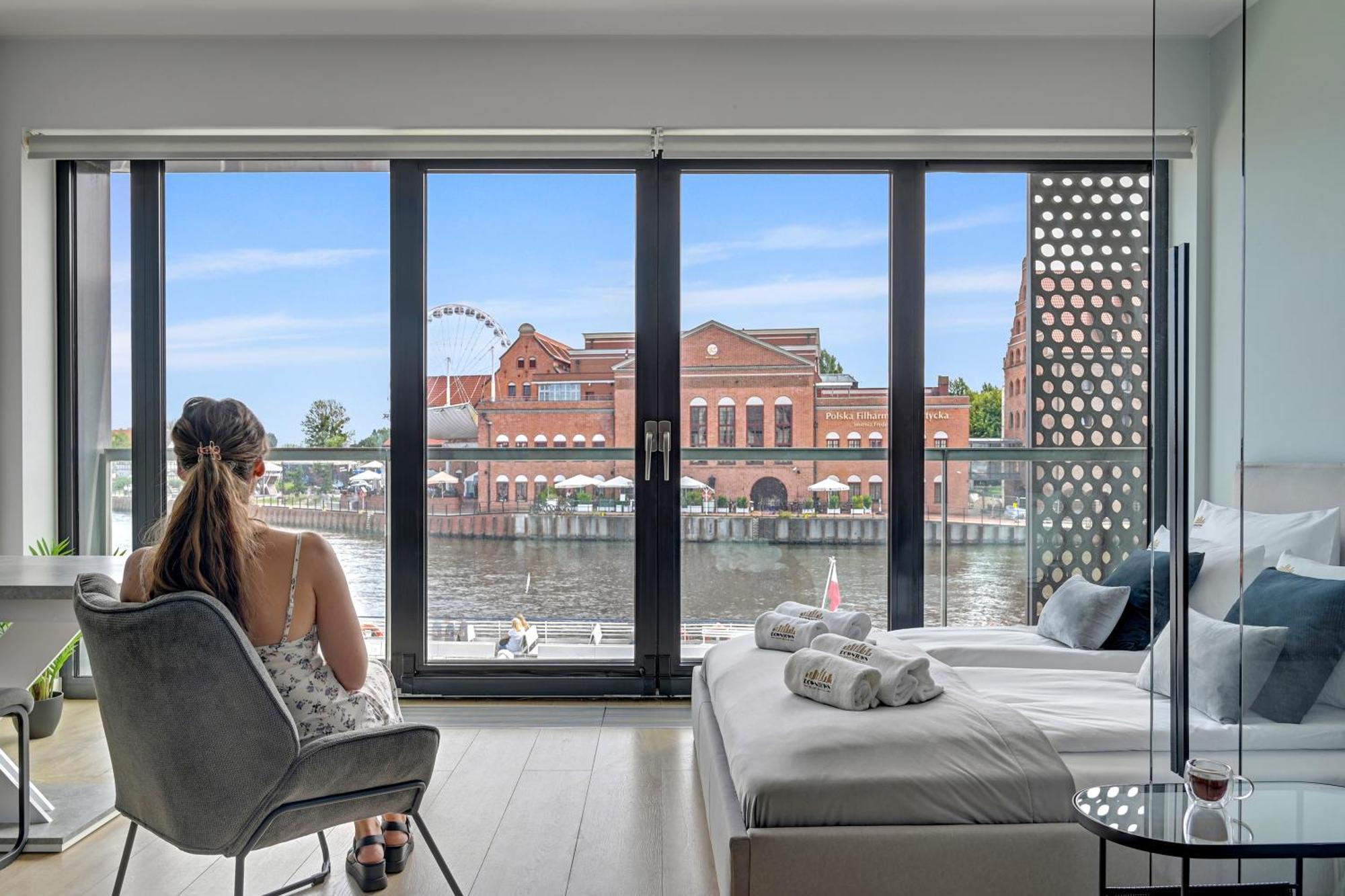 Symfonia Amazing River View Apartment By Downtown Apartments グダニスク エクステリア 写真